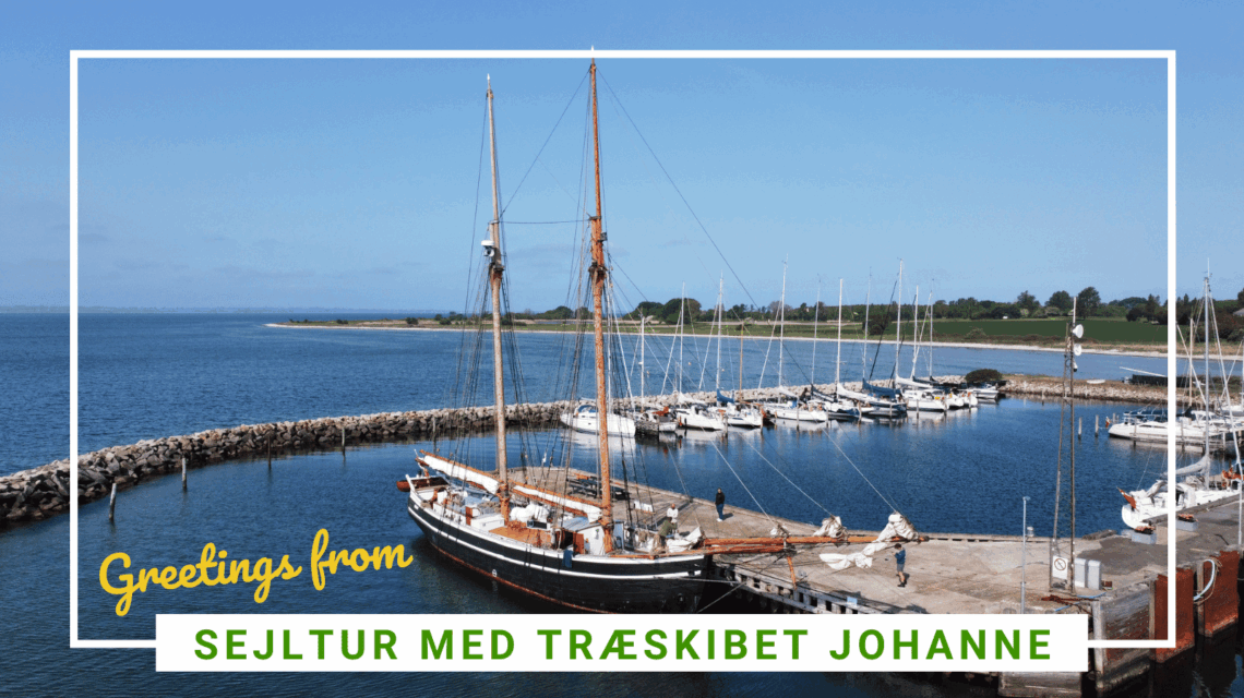 SidderUnderEnPalme - En sejltur med træskibet Johanne