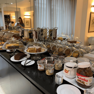 SidderUnderEnPalme - Hotel Corte Ongaro, Verona - Breakfast