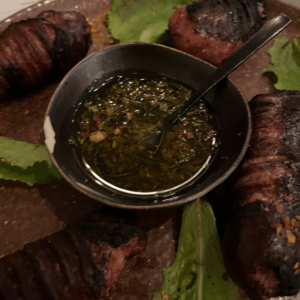 Negro Carbon - SidderUnderEnPalme -Grillede pølser
