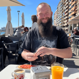SidderUnderEnPalme - El Mirador, Alicante