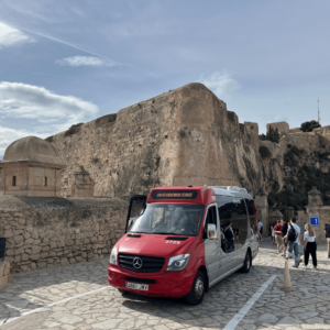 SidderUnderEnPalme - Bus til Castillo de Santa Barbara