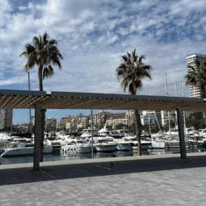 SidderUnderEnPalme - Marina i Alicante