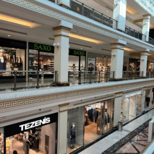 SidderUnderEnPalme - Plaza Mar 2