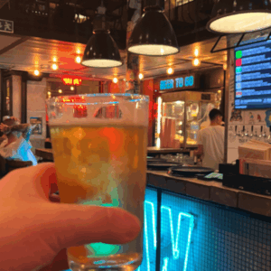 SidderUnderEnPalme - BREW craft beer i Lissabon