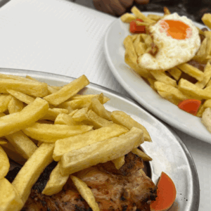 Restaurante Churrasqueira Montenegro i Belem, Lissabon - SidderUnderEnPalme