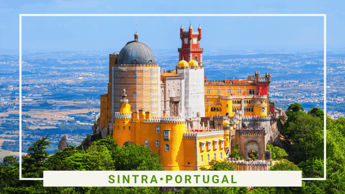 SidderUnderEnPalme - Sintra - en magisk dagstur fra Lissabon