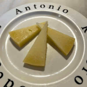 SidderUnderEnPalme - Queso