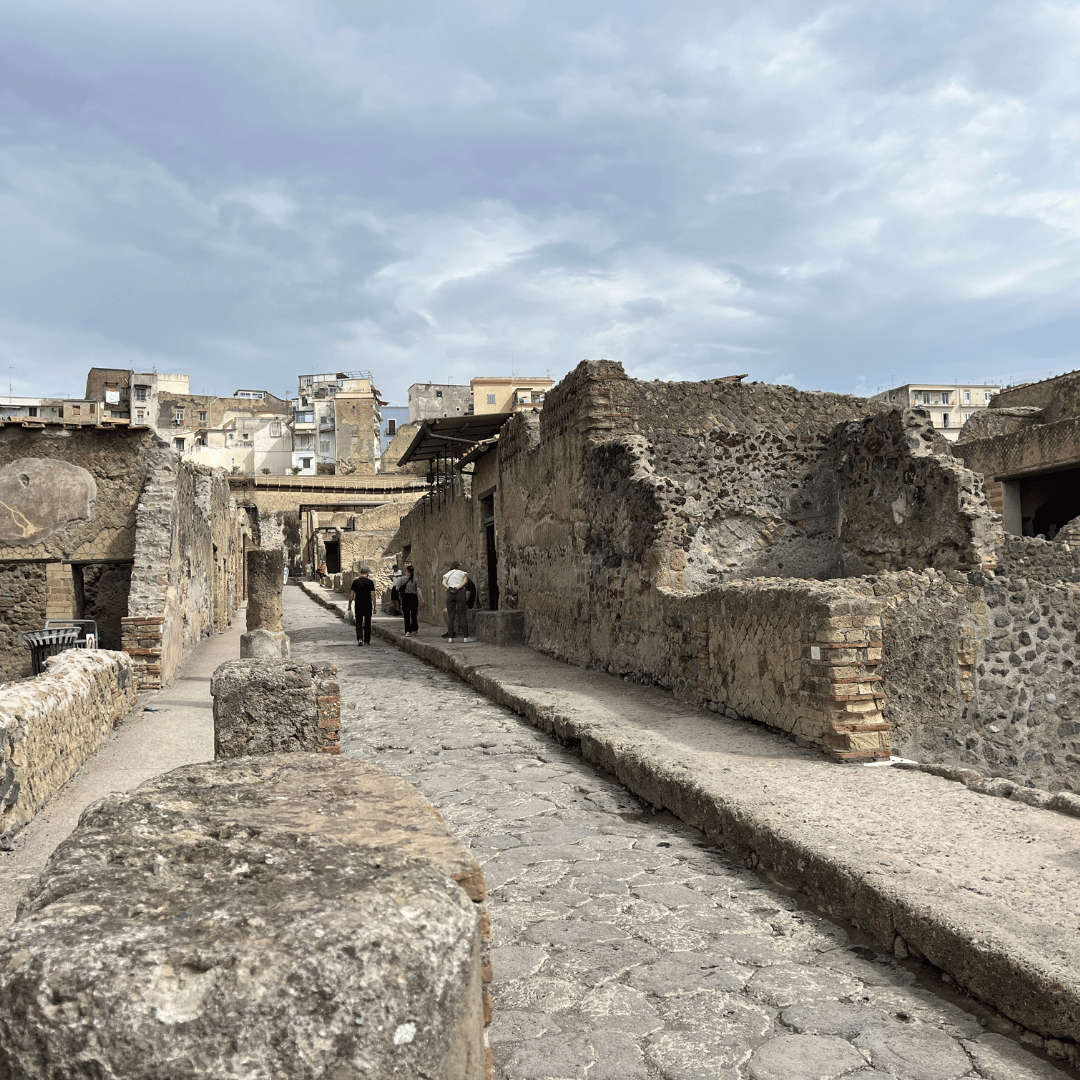 Gader i Herculaneum, Napoli - SidderUnderEnPalme Gader i Herculaneum, Napoli - SidderUnderEnPalme