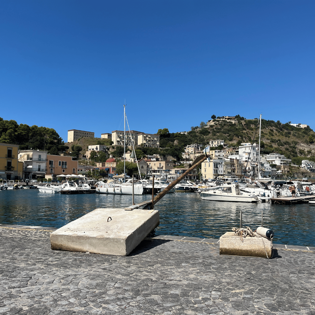 Havnen i Baia - Napoli - SidderUnderEnPalme
